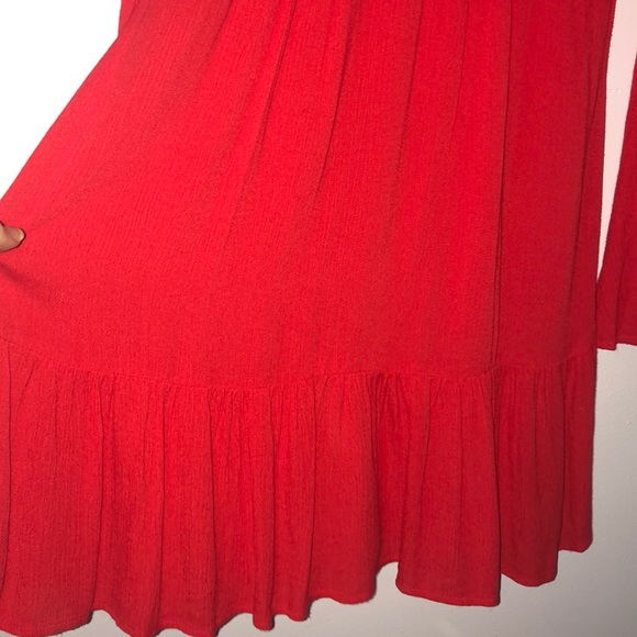 SOCIALITE Red Long Sleeve Lined Flowy V-Neck Dress - Picture 6 of 8